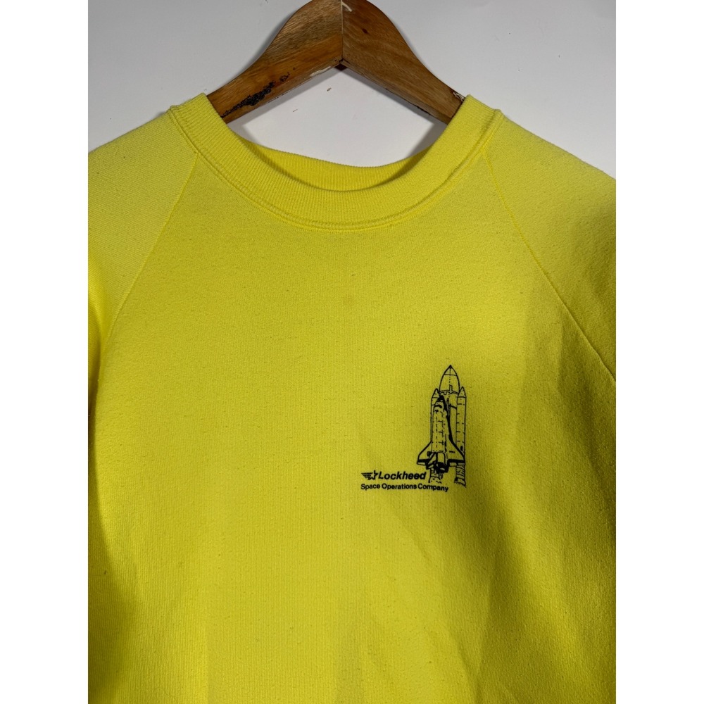 Vintage 80s Lockheed Space Shuttle Eagle Sweatshirt Yellow Fruit of the Loom L - Picture 3 of 8